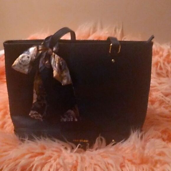 🎁 MAX STUDIO VEGAN FAUX LEATHER NAVY BLUE LARGE TOTE - Picture 1 of 10